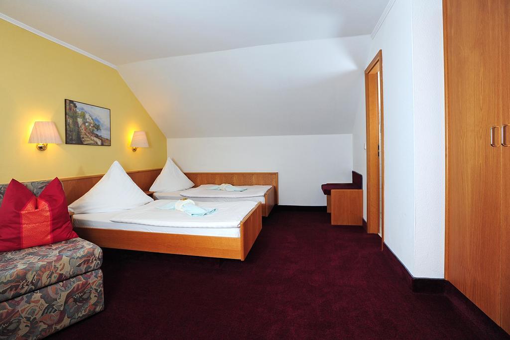 Landhotel Plauen - Gasthof Zwoschwitz Екстер'єр фото